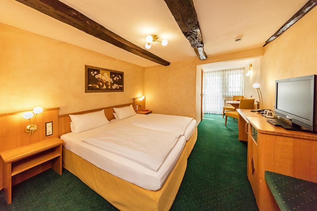 אטנדורן Landhotel Repetal מראה חיצוני תמונה